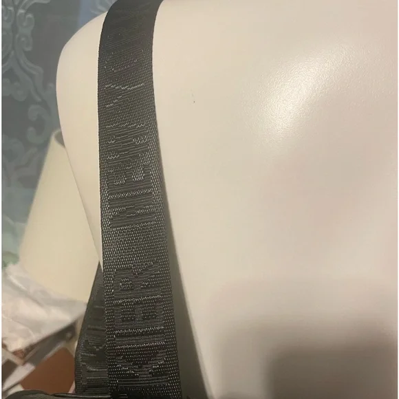 BOTKIER New York Black Mini Trigger BackPack. - Picture 5 of 7